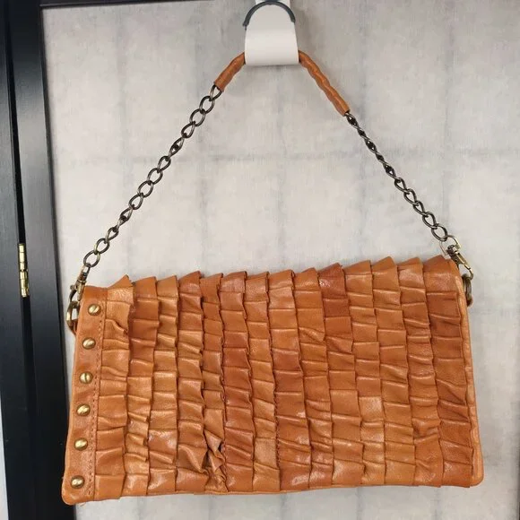 Akira Black Label Tan Leather Ruffled Clutch Purse w/Strap Small - Picture 2 of 13